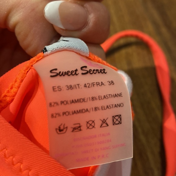 Like new (worn once ) - Picture 4 of 5